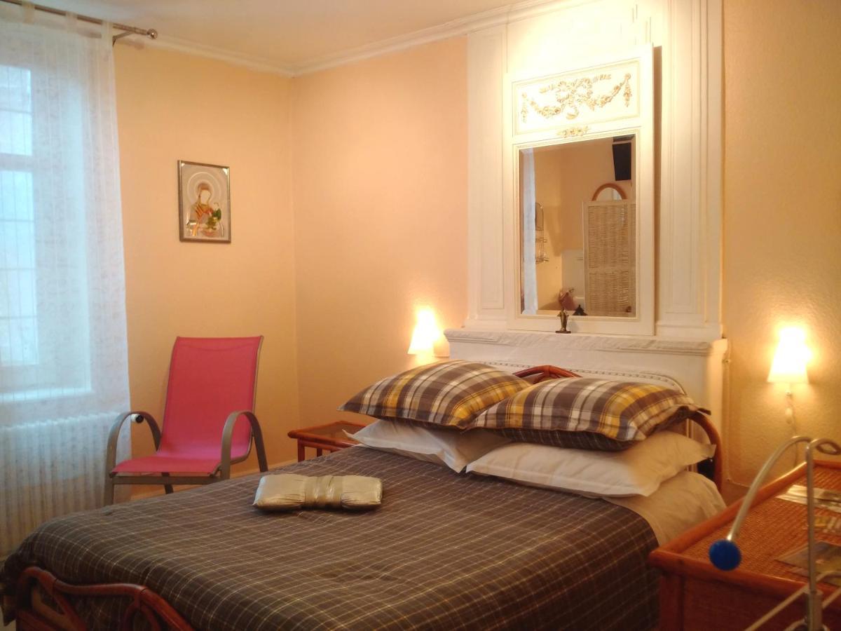 Pensión Le Prieuré 4*